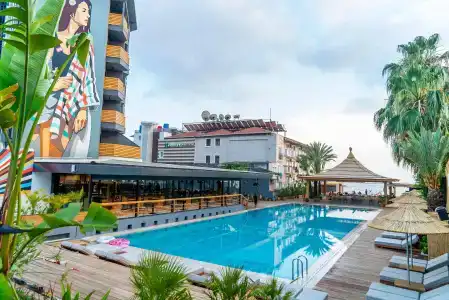 \Cook's Club (Ex Sunpark Marine) - 21