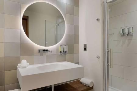 Hampton by Hilton London Waterloo - 49