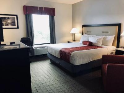 Days Inn & Suites by Wyndham - 17