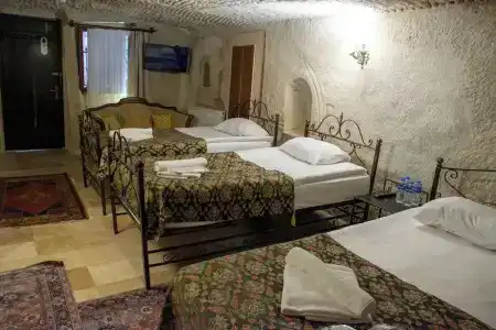 Caravanserai Cave - 125