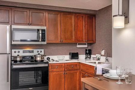 Residence Inn by Marriott Airport - 93