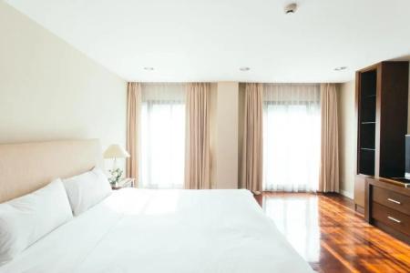Thomson Residence - 207