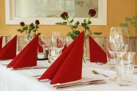 Ducky’s Restaurant | Events | - 17
