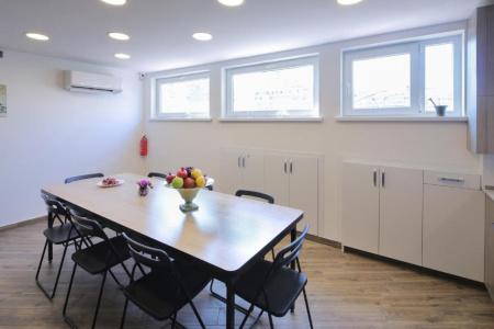 Highland Hostel - 7