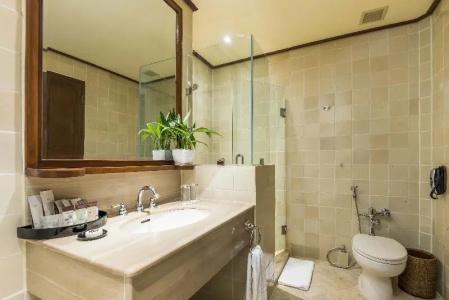 Chatrium Royal Lake Yangon - 56
