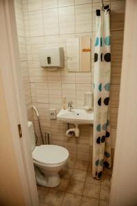 Edgari Guesthouse - 8