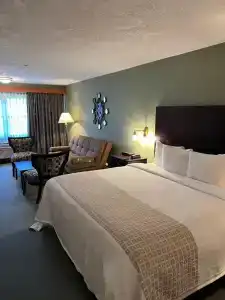 The Grand - 4