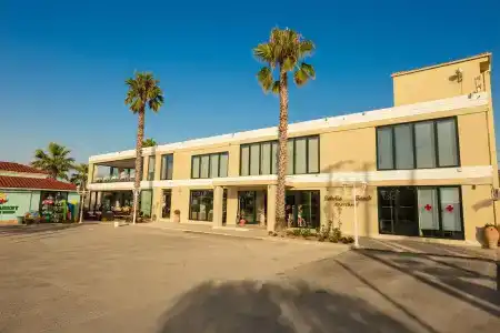 Robolla Beach Aparthotel - 0