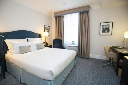 The Waldorf Hilton - 2