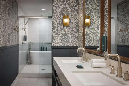 DoubleTree Suites by Hilton - 79