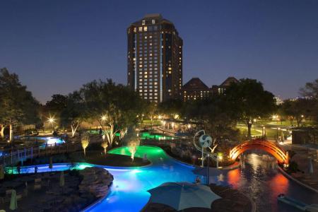 Hilton Anatole - 15