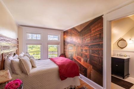 Wilburton Inn - 87