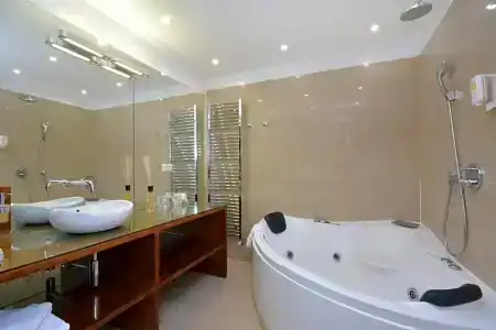 Jupiter Luxury - 85