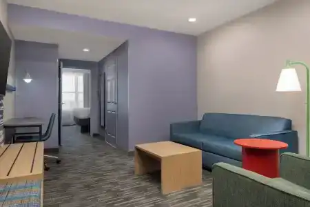 Country Inn & Suites by Radisson,, IN - 84