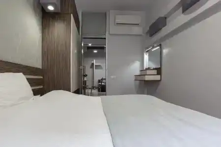 Stay Inn at Northern Avenue - 54