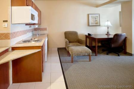 Staybridge Suites Laredo, An Ihg - 22