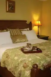 Hillwinds Inn - - 35