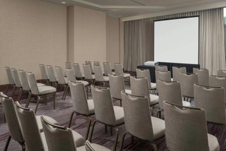 Courtyard by Marriott Miami Airport - 18