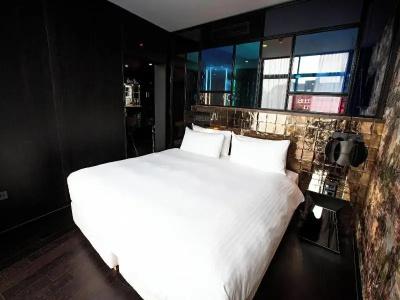 Apollo Amsterdam, a Tribute Portfolio - 78
