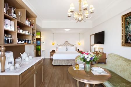 Legacy Gastro Suites - 5