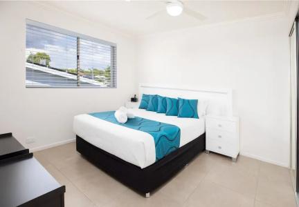 Noosa River Palms - 203