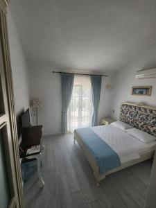 Tarcin Alacati - 12