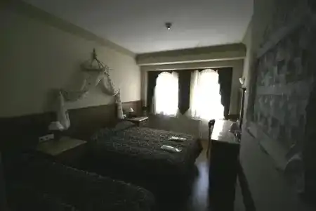 Grand Peninsula - 40