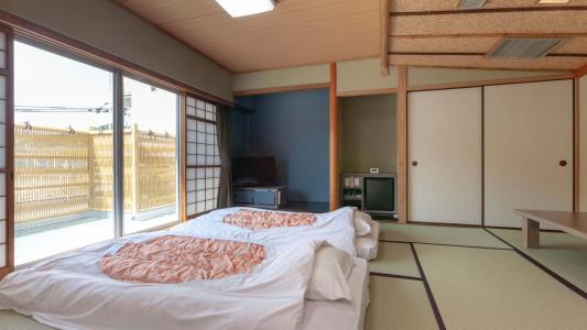 Onomichi Royal - 25