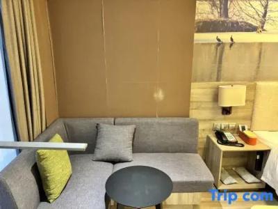 Atour Xi'an Gaoxin Tangyan Road Branch - 112
