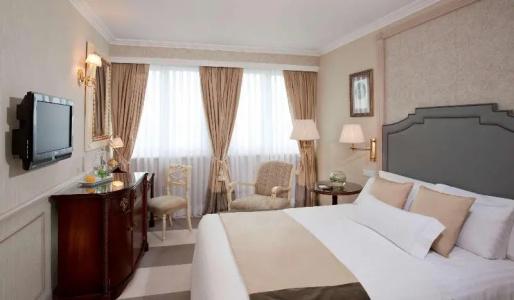 Melia Castilla - 53