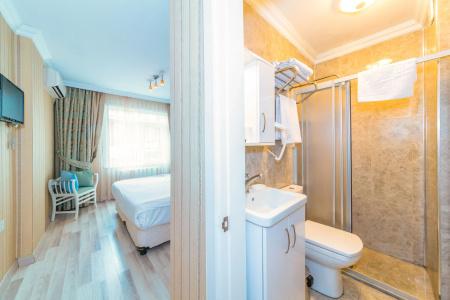 Walnut Shell & Spa - 29