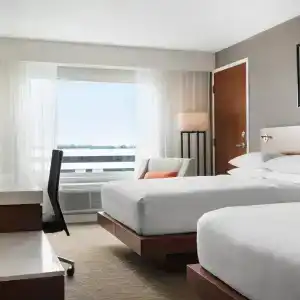 Deltas by Marriott - Indianapolis Airport - 4