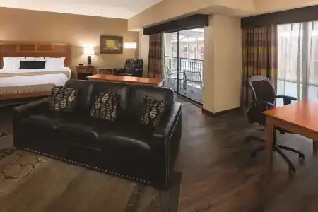 Best Western Plus - 118