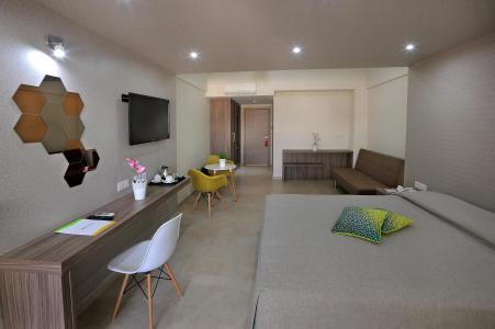 Nelia Gardens - 2