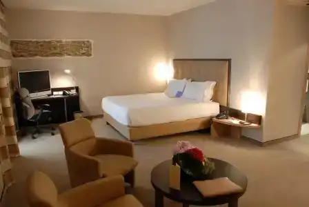 Unahotels Mh Matera - 3