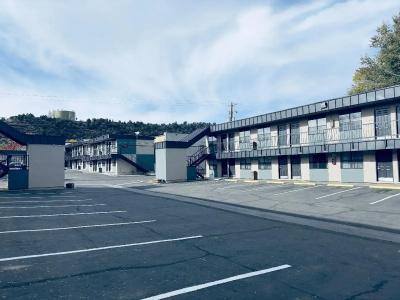 Quality Inn - 31