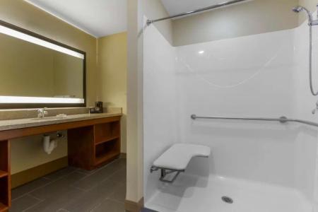 Best Western Plus Clocktower Inn - 44