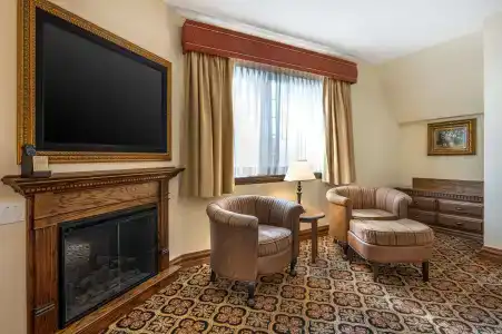 Best Western Premier Mariemont Inn - 40