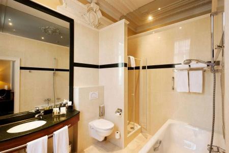 The Peellaert Brugge Centrum – Adults only - 8