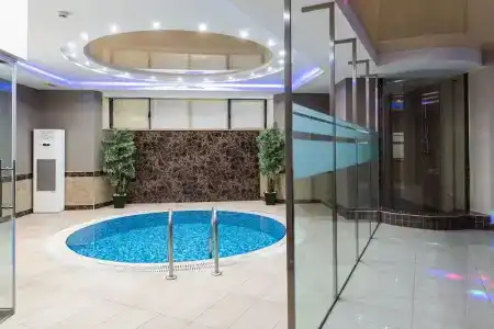 Avan Plaza - 42