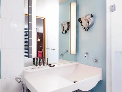 Novotel Paris Centre Bercy - 10