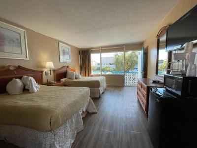 Polynesian Oceanfront - 3