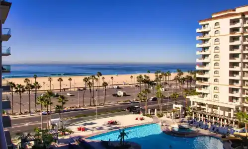 The Waterfront Beach Resort, A Hilton - 101