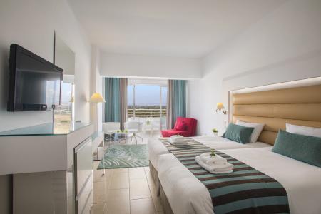Leonardo Cypria Bay - 33