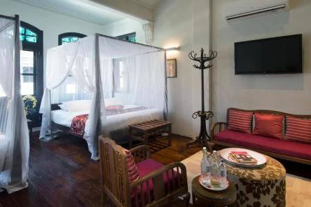 Noordin Mews - 55
