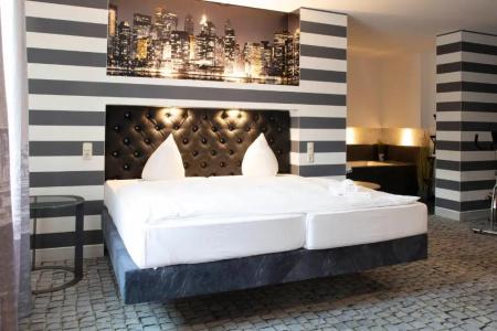 SL'otel im Parforcehaus - 54