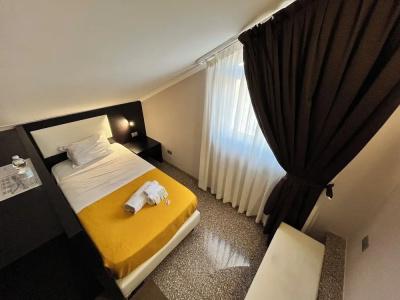 Eh Suites Rome Airport Euro Houses - 13