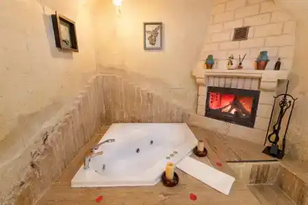 Elysion Cave Suites - 46