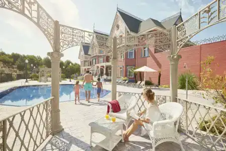 PortAventura Lucy's Mansion - Includes PortAventura Park Tickets - 15
