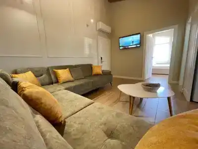 Rias Penthouse Suites - 272